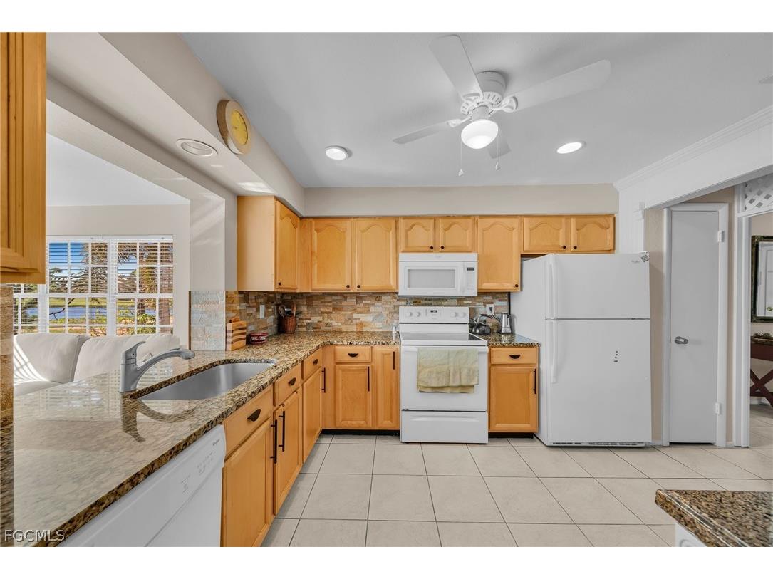 13540 Stratford Place Circle #202 Fort Myers FL 33919 2026010036 image4