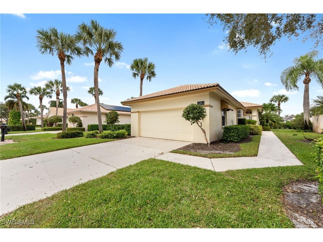 13541 Southampton Drive Bonita Springs FL 34135 225076597 image2