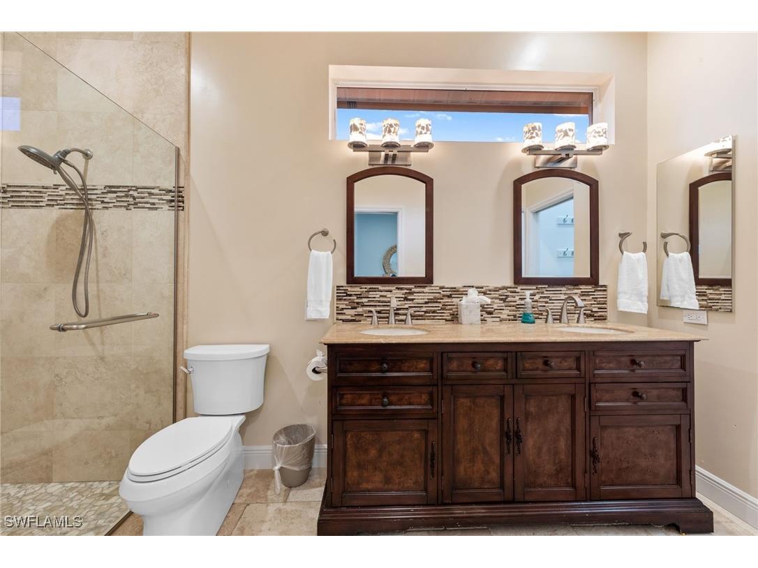 13541 Southampton Drive Bonita Springs FL 34135 225076597 image20