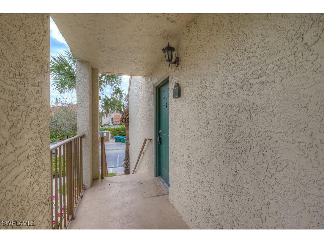 13545 Eagle Ridge Drive #827 Fort Myers FL 33912 225068769 image5