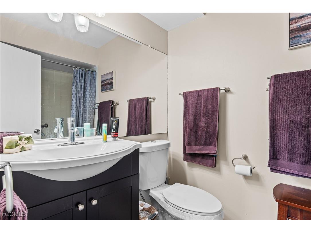 1355 Rock Dove Court #1-2 Punta Gorda FL 33950 2025020322 image15