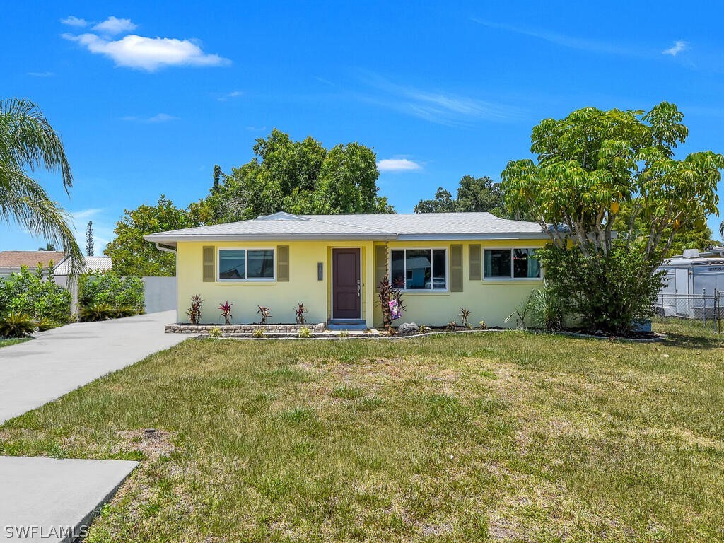 1355 Sirocco Street Fort Myers FL 33919 224047162 image1