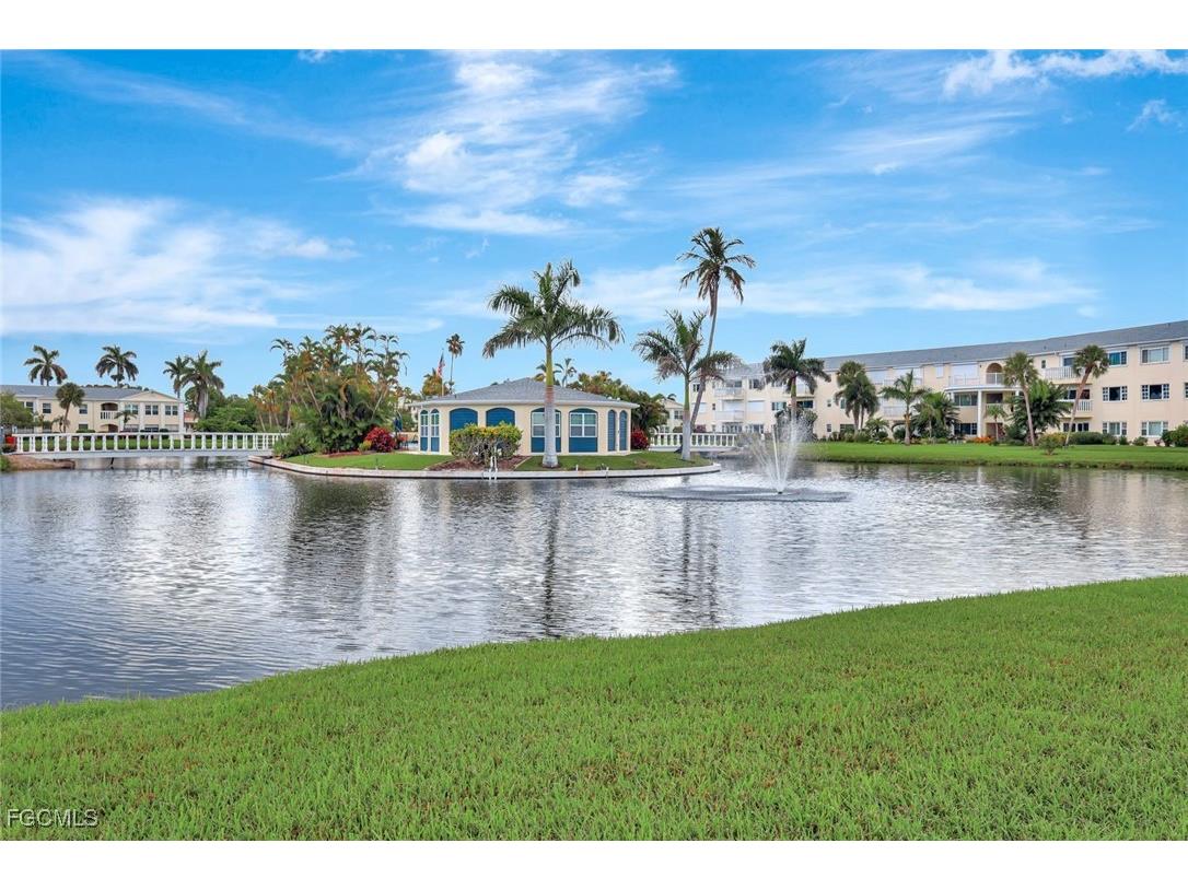 13551 Stratford Place Circle #202 Fort Myers FL 33919 2025016990 image2