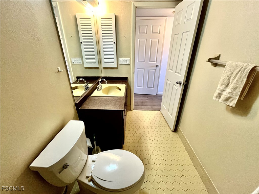1356 Myerlee Country Club Boulevard #2 Fort Myers FL 33919 2026005185 image33