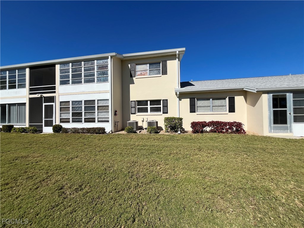 1356 Myerlee Country Club Boulevard #2 Fort Myers FL 33919 2026005185 image7