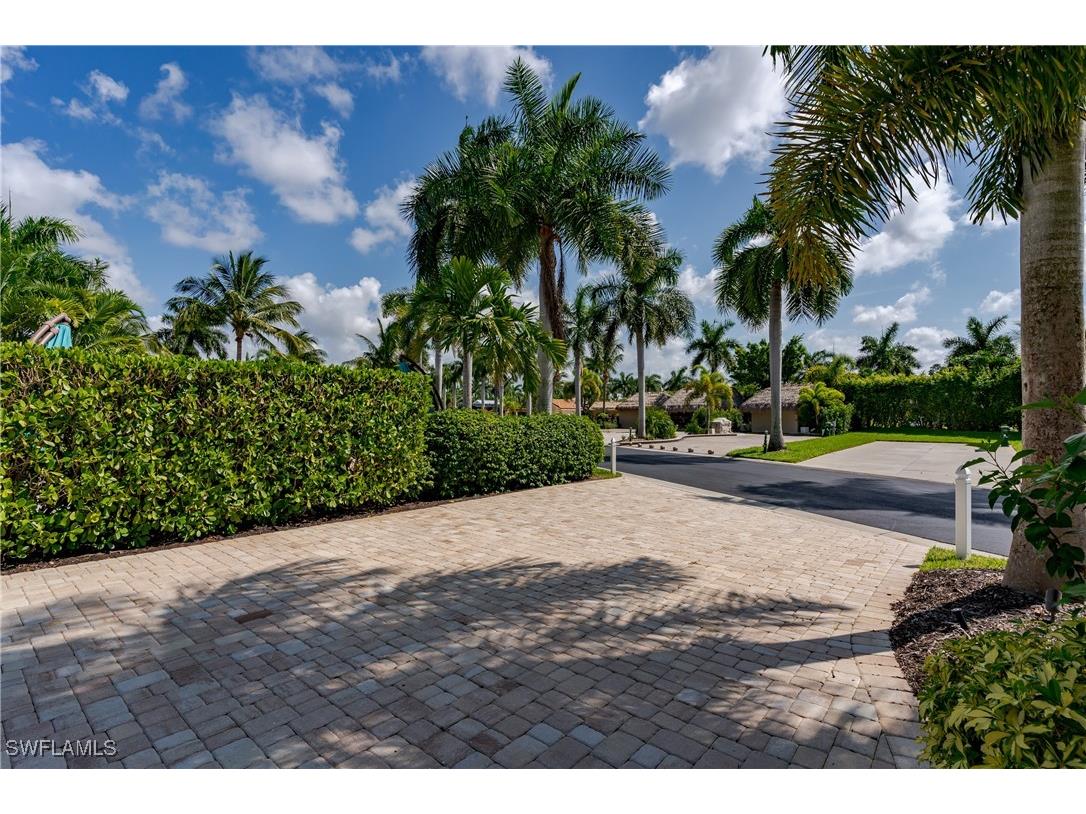 13565 Snapper Lane Naples FL 34114 224062512 image10