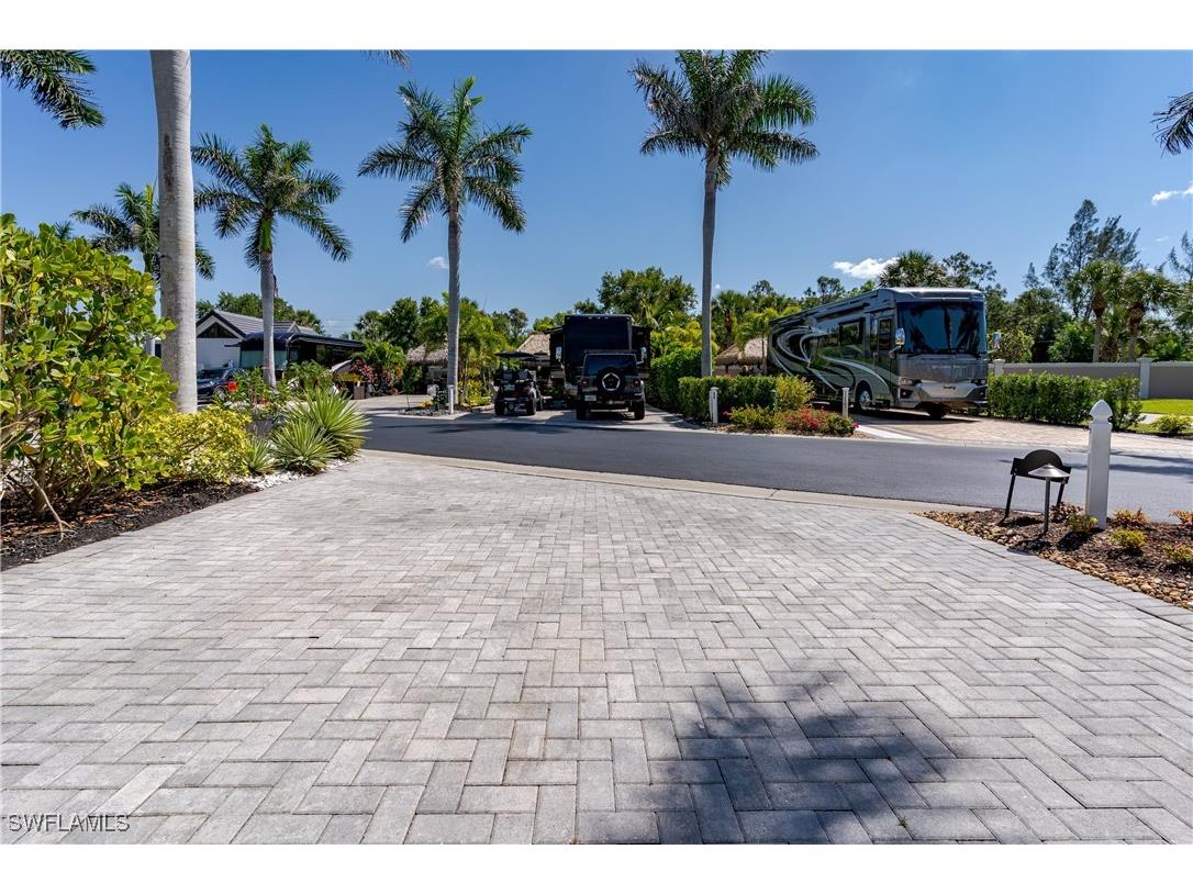 13568 Snook Circle Naples FL 34114 225036483 image25