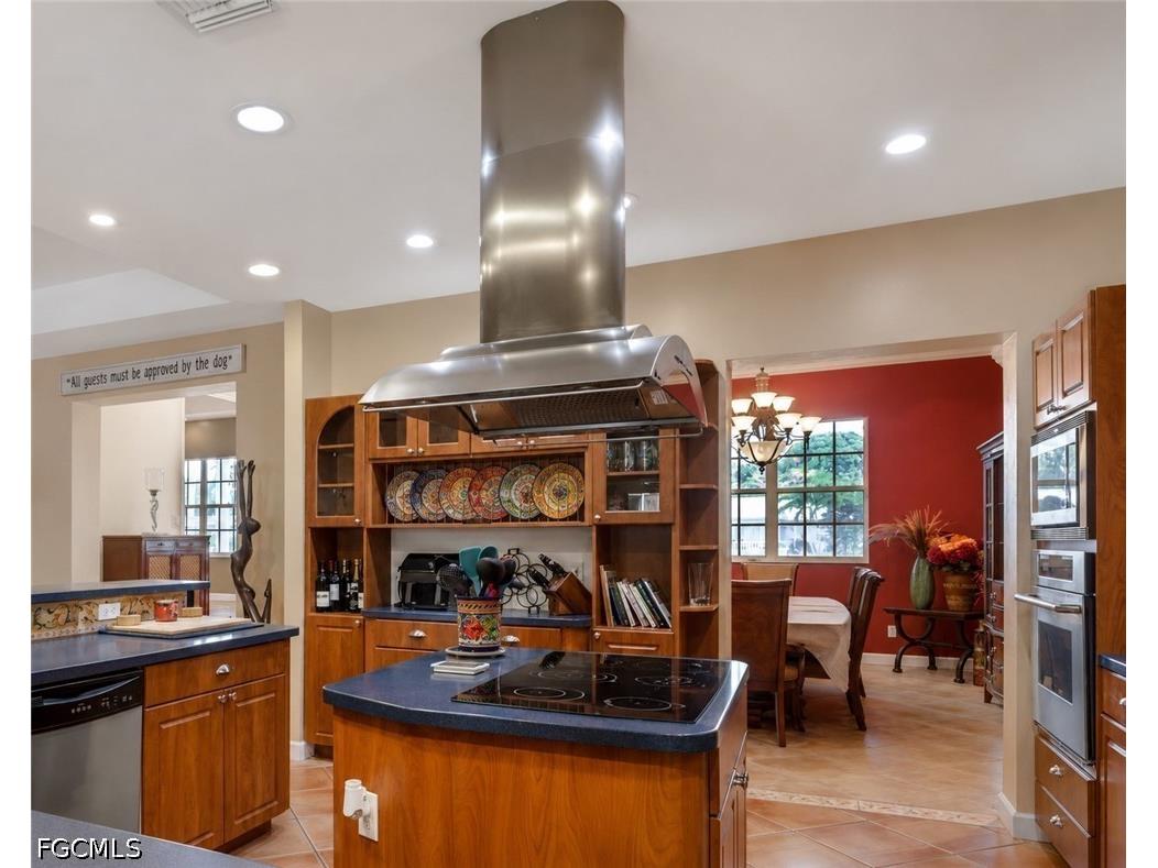 1357 Osceola Drive Fort Myers FL 33901 2026022632 image10