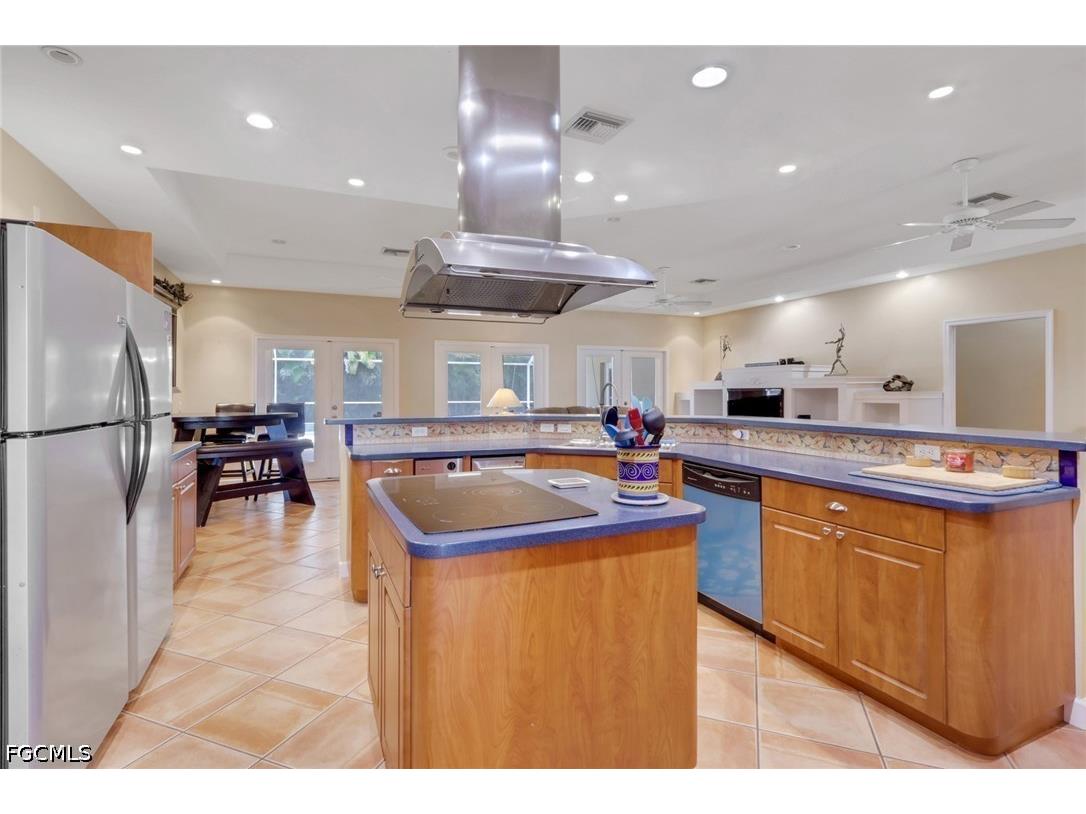 1357 Osceola Drive Fort Myers FL 33901 2026022632 image12