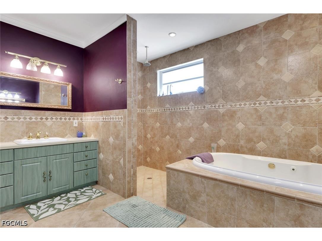 1357 Osceola Drive Fort Myers FL 33901 2026022632 image22
