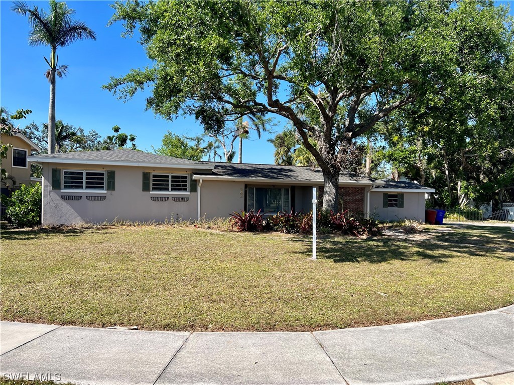 1357 Wales Drive Fort Myers FL 33901 223011407 image1