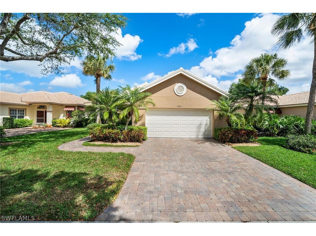 13571 Southampton Drive Bonita Springs FL 34135 224029831 image1