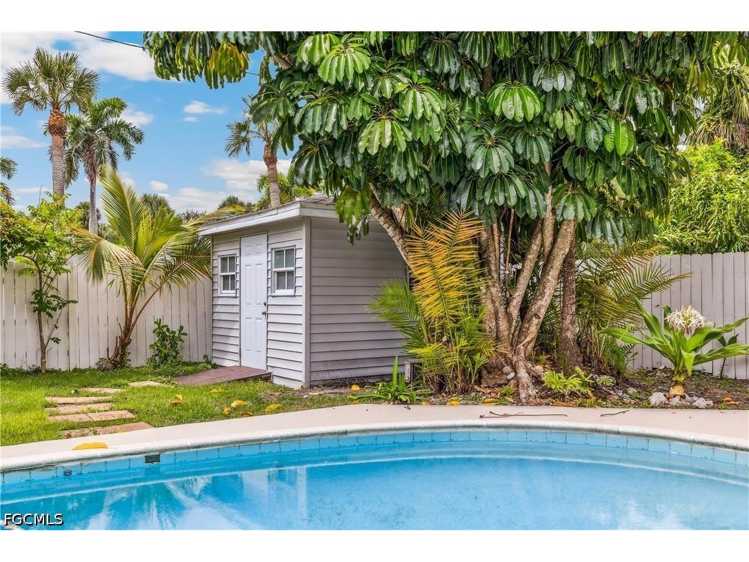 1358 Hopedale Drive Fort Myers FL 33919 2026019945 image25