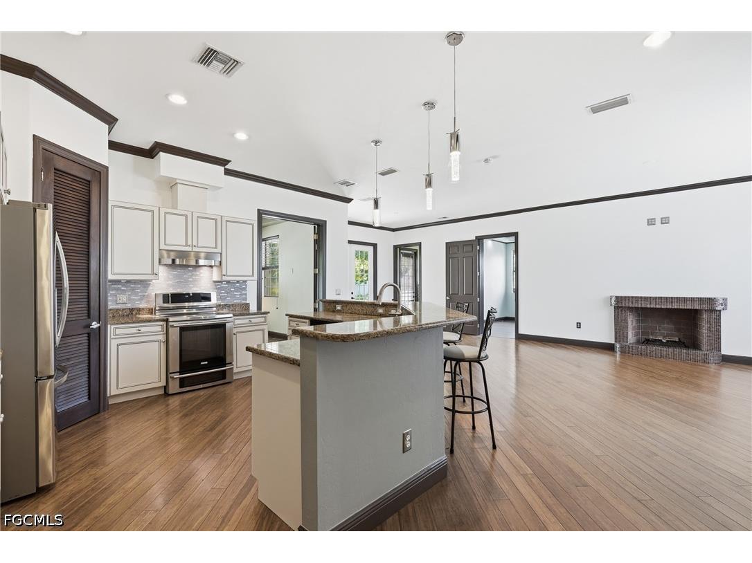 1358 Hopedale Drive Fort Myers FL 33919 2026027271 image14