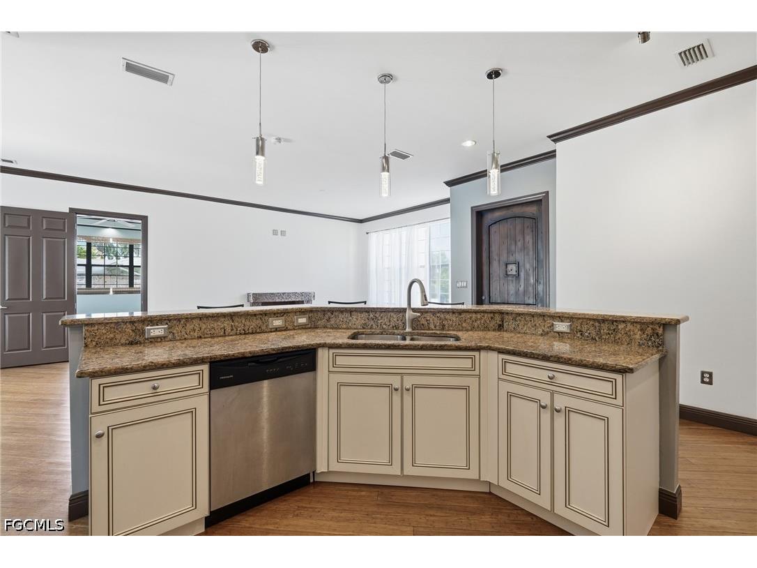 1358 Hopedale Drive Fort Myers FL 33919 2026027271 image15