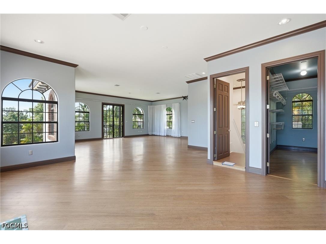 1358 Hopedale Drive Fort Myers FL 33919 2026027271 image3