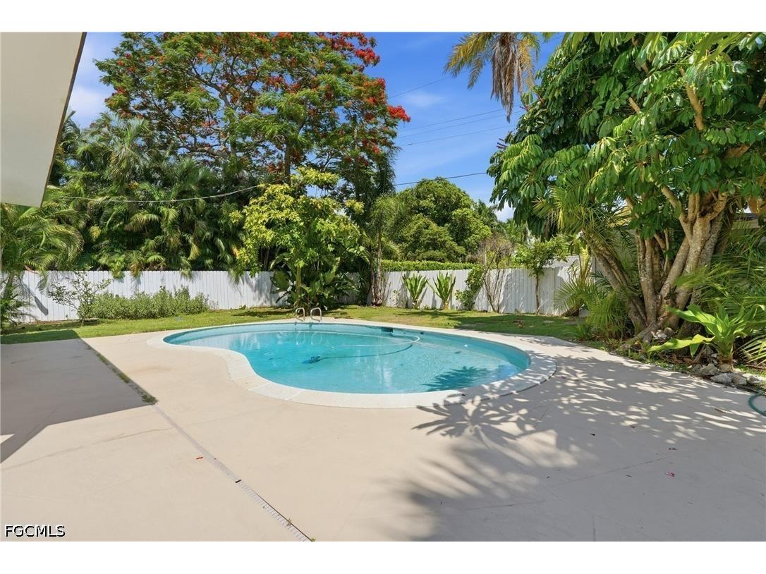 1358 Hopedale Drive Fort Myers FL 33919 2026027271 image43