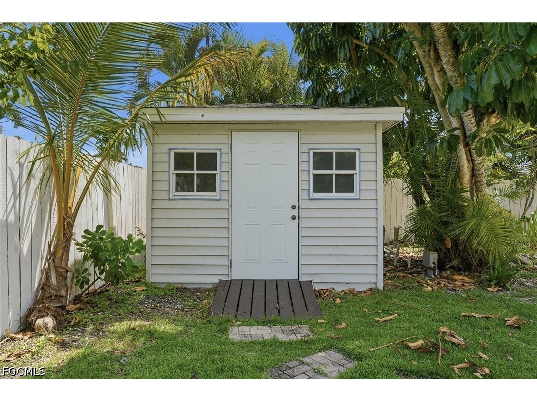 1358 Hopedale Drive Fort Myers FL 33919 2026027271 image45