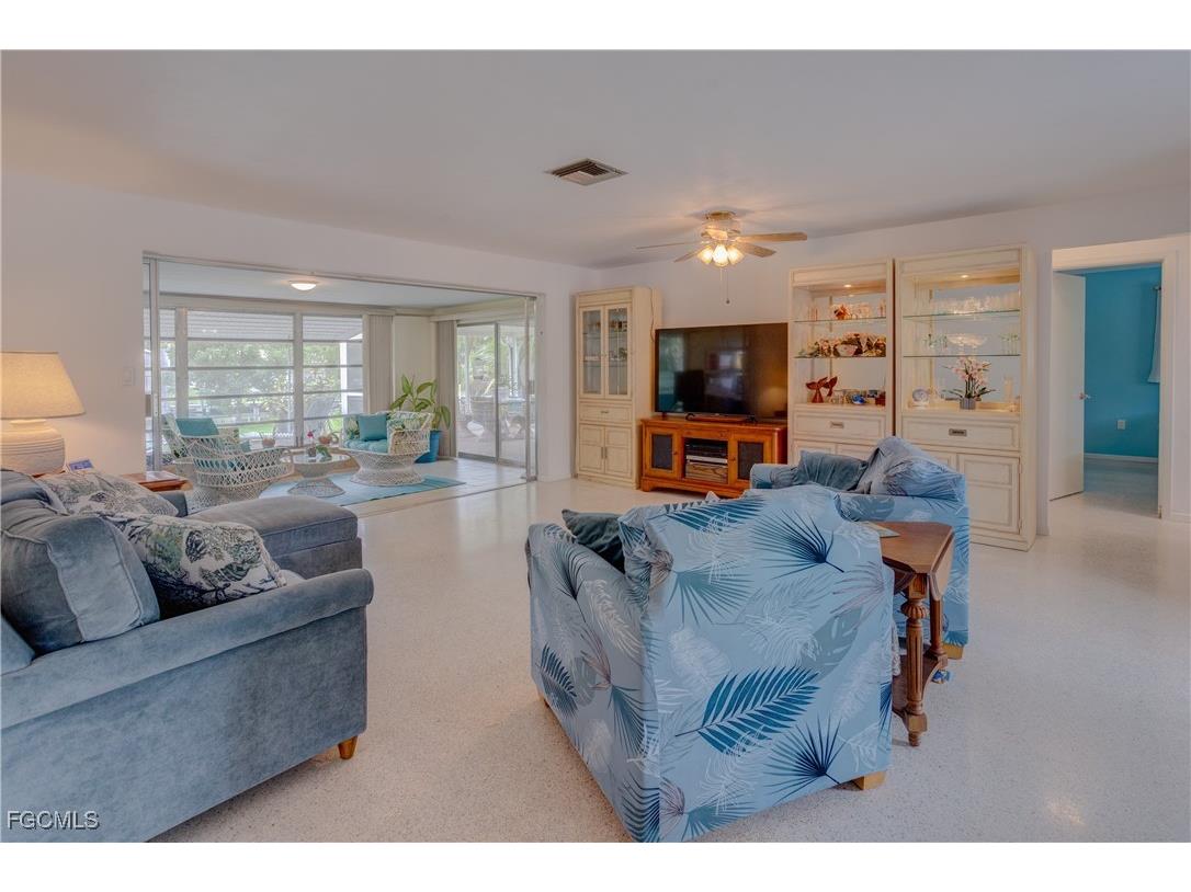 1358 Sunrise Drive North Fort Myers FL 33917 2025009540 image18