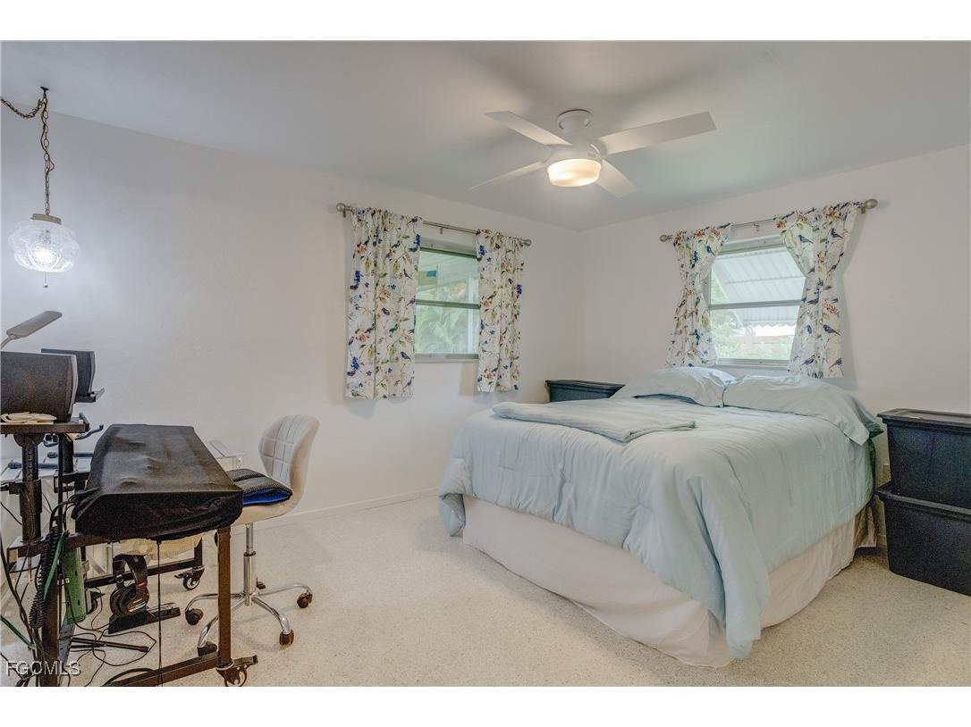 1358 Sunrise Drive North Fort Myers FL 33917 2025009540 image19