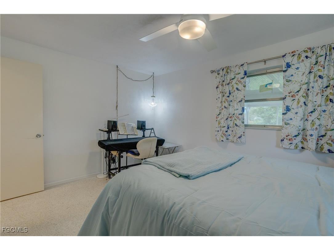 1358 Sunrise Drive North Fort Myers FL 33917 2025009540 image20