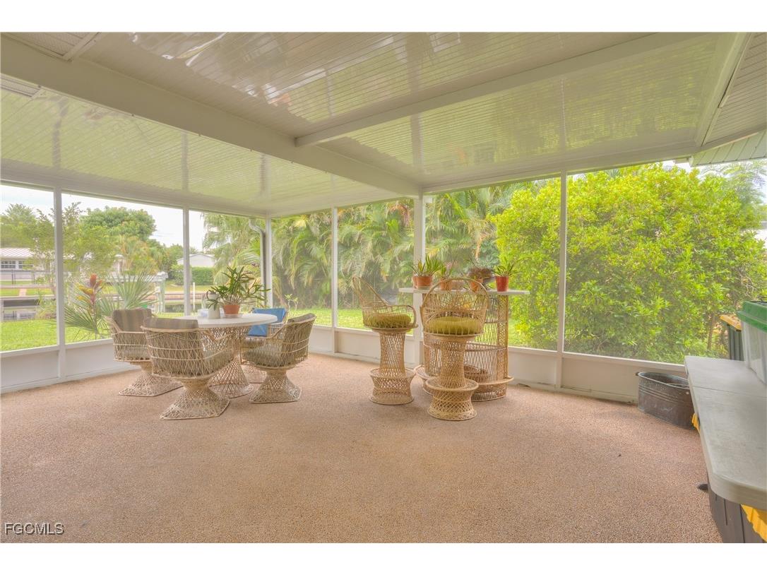 1358 Sunrise Drive North Fort Myers FL 33917 2025009540 image23