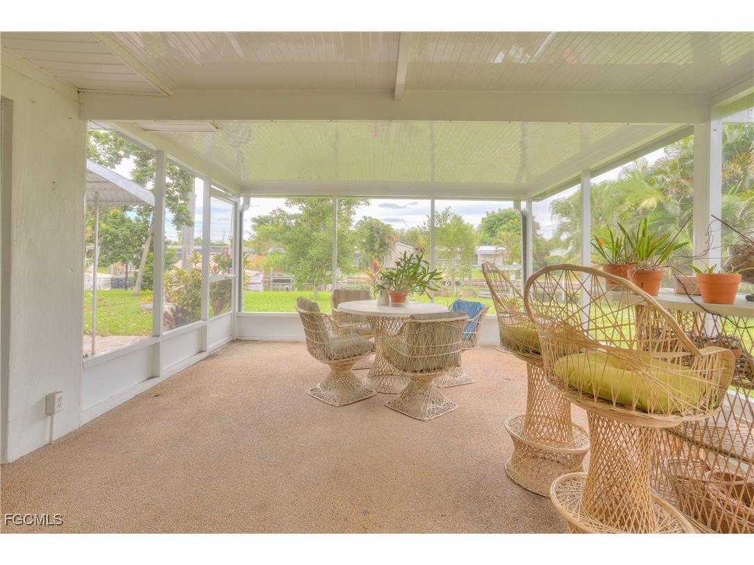 1358 Sunrise Drive North Fort Myers FL 33917 2025009540 image24