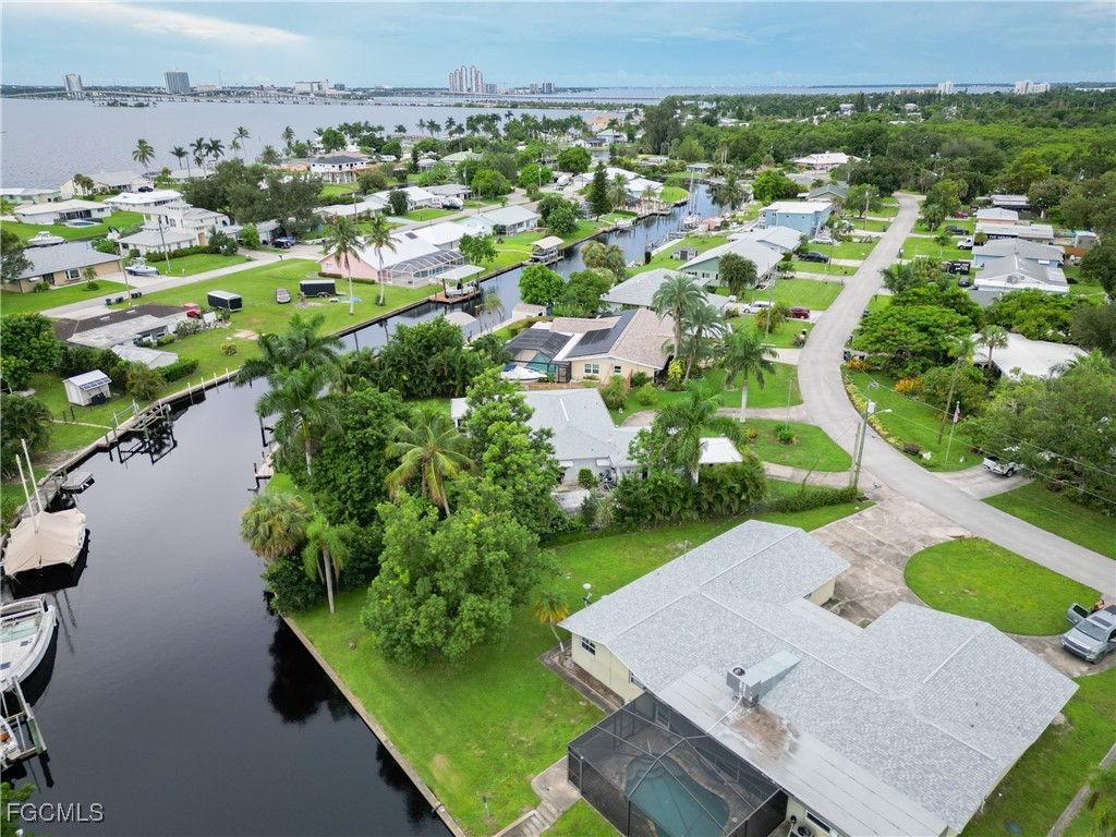 1358 Sunrise Drive North Fort Myers FL 33917 2025009540 image39