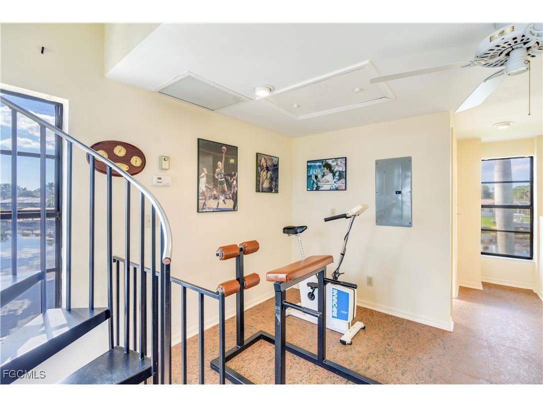 1358 Wainwright Way Fort Myers FL 33919 2026002357 image42