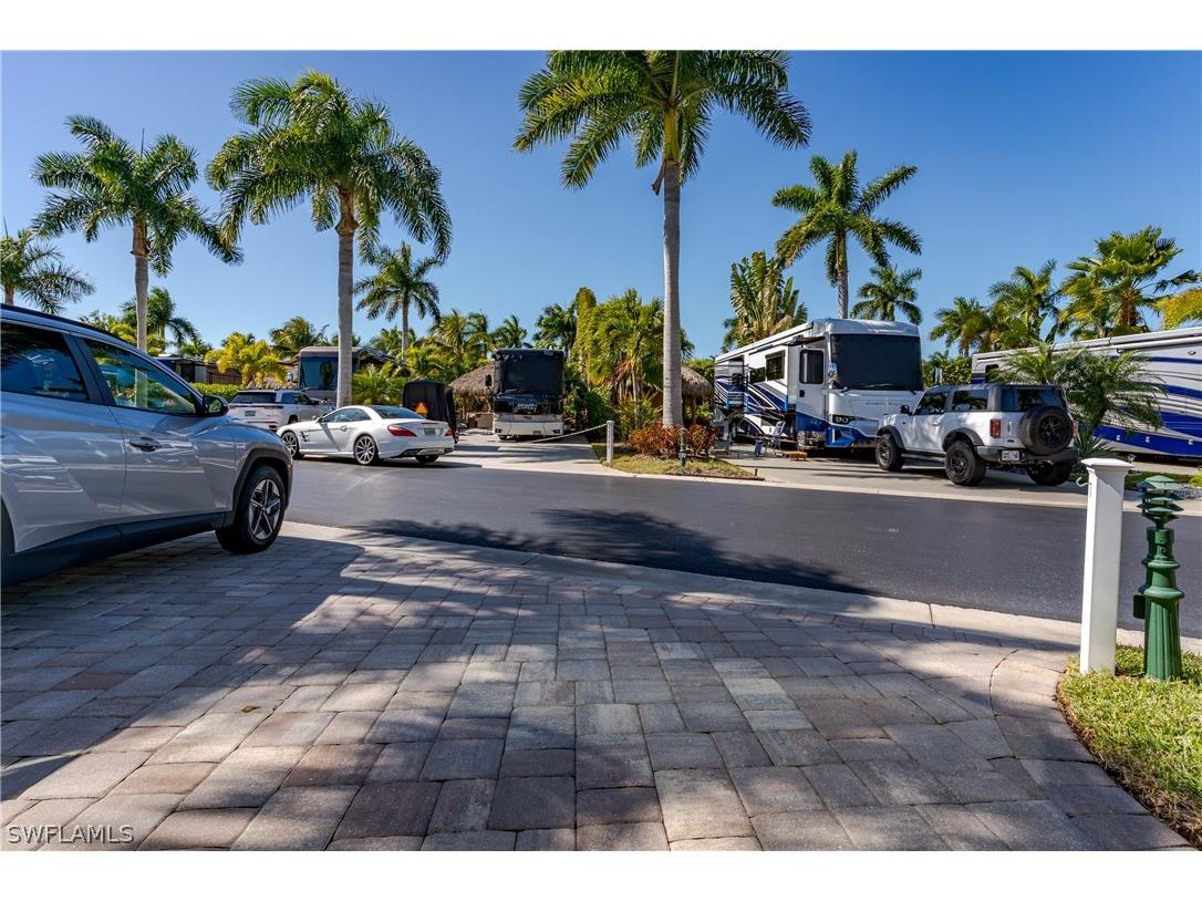 13583 Snook Circle Naples FL 34114 226007114 image32