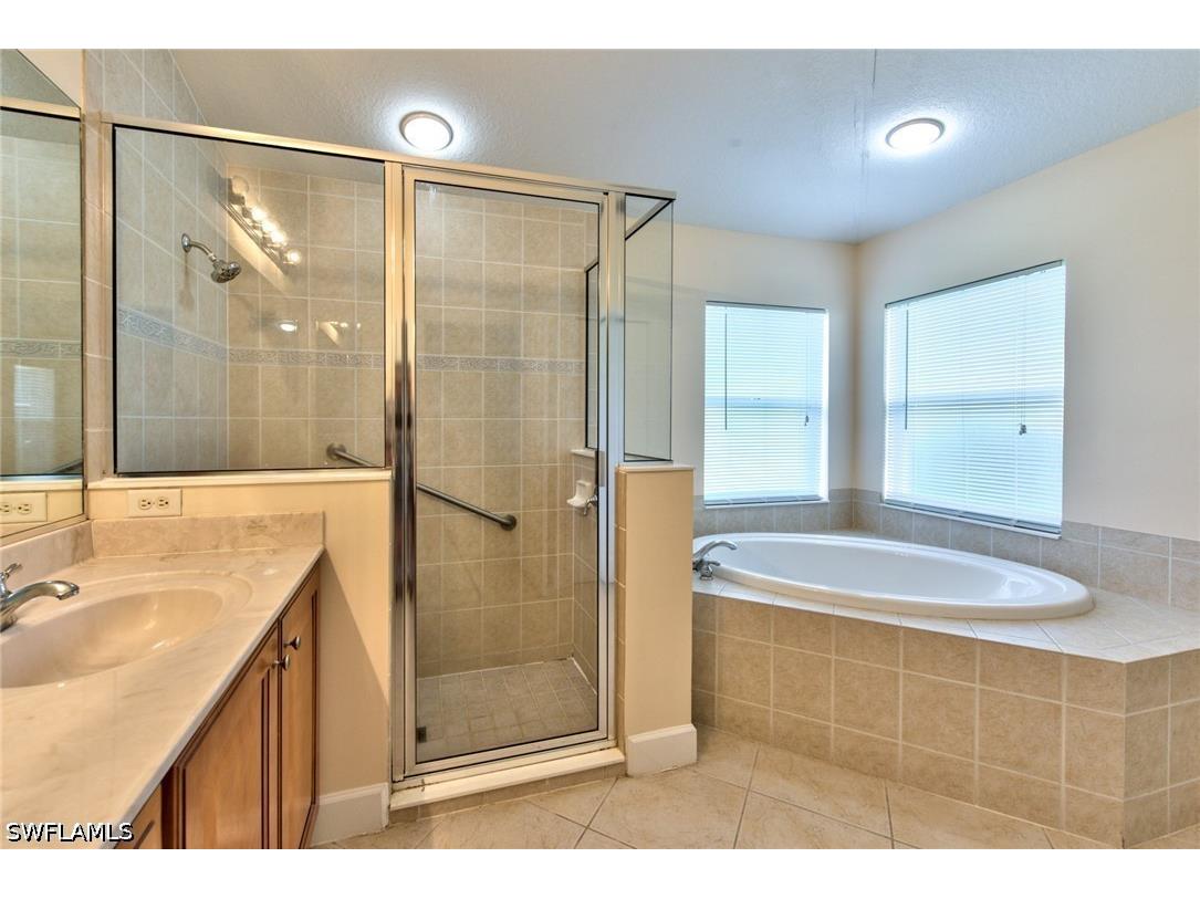 13584 Troia Drive Estero FL 33928 226019158 image19