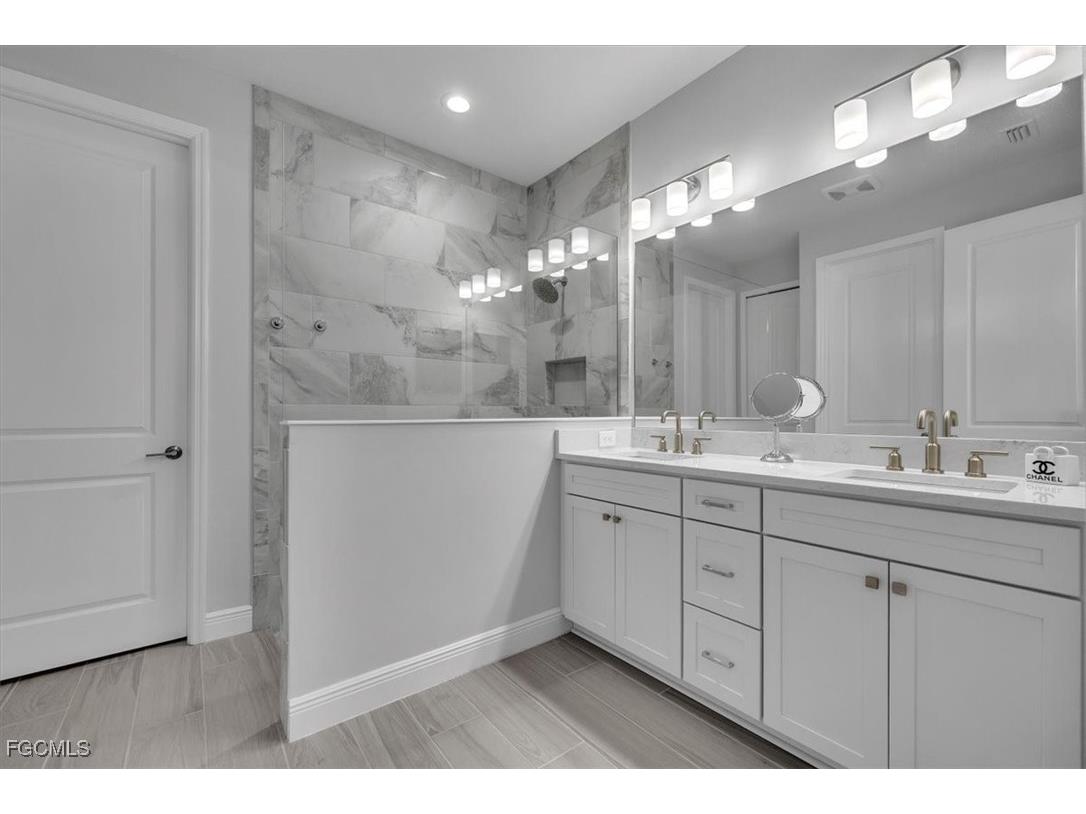 13585 Heritage Preserve Drive Fort Myers FL 33905 2025022980 image18