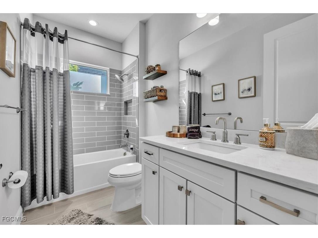 13585 Heritage Preserve Drive Fort Myers FL 33905 2025022980 image27