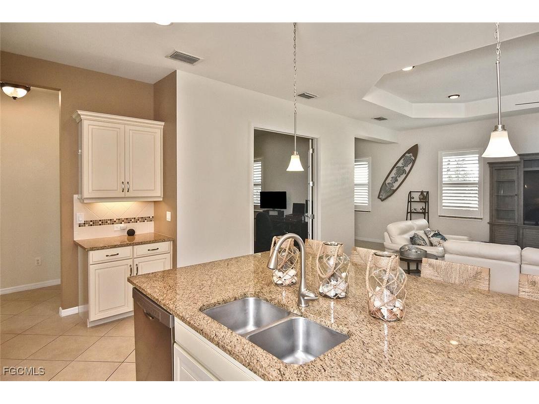 13586 Starwood Lane Fort Myers FL 33912 2025023542 image12