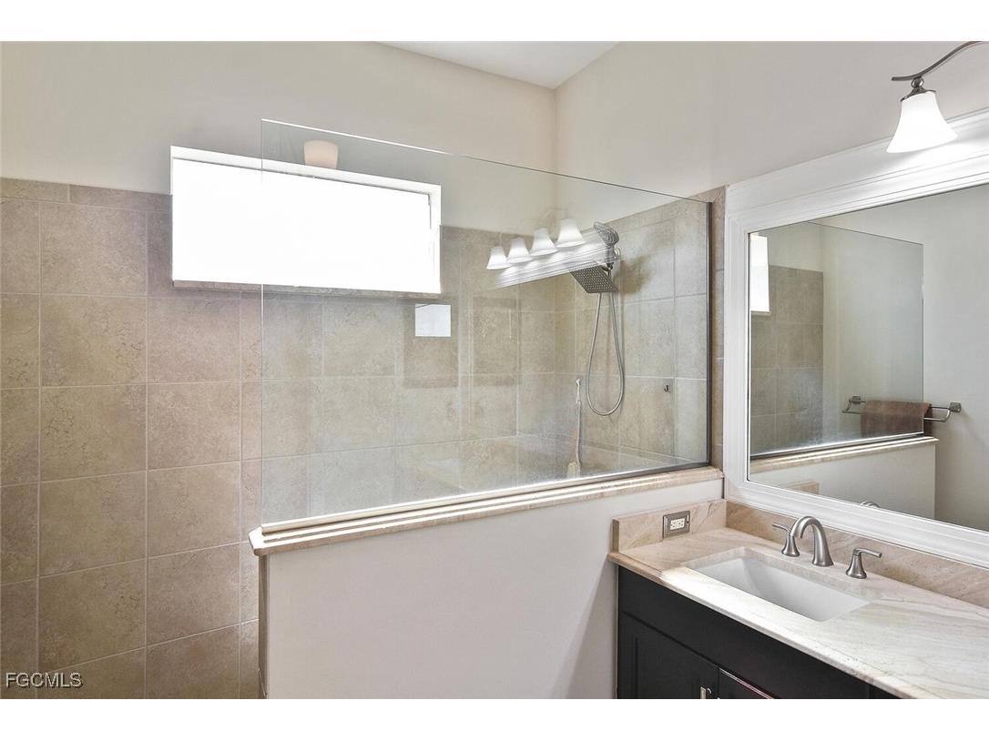 13586 Starwood Lane Fort Myers FL 33912 2025023542 image20