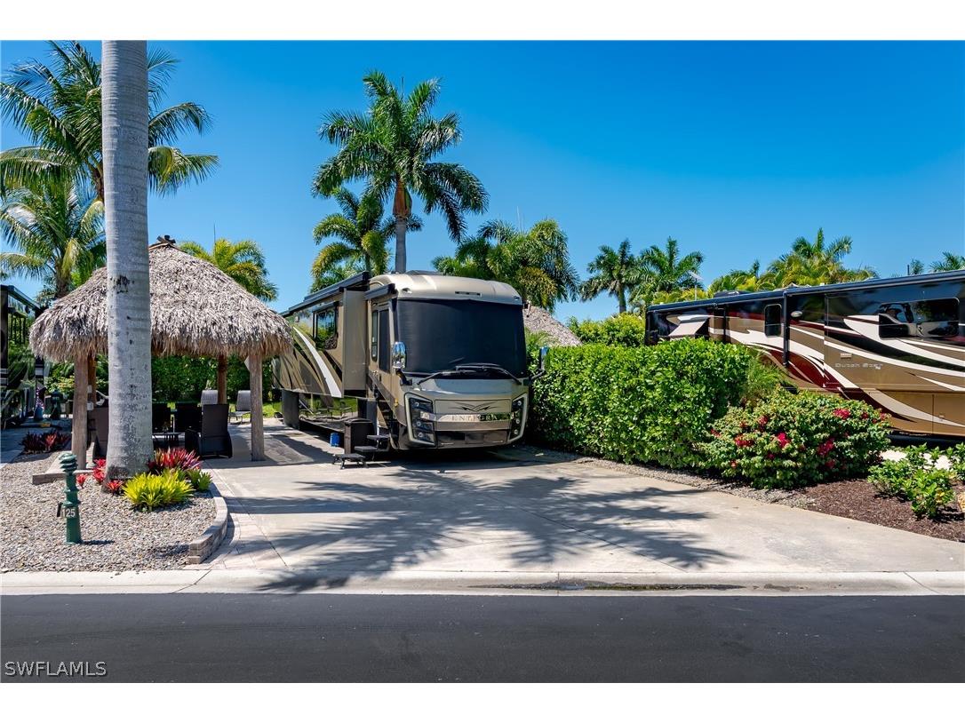 13589 Snapper Lane Naples FL 34114 224029400 image1