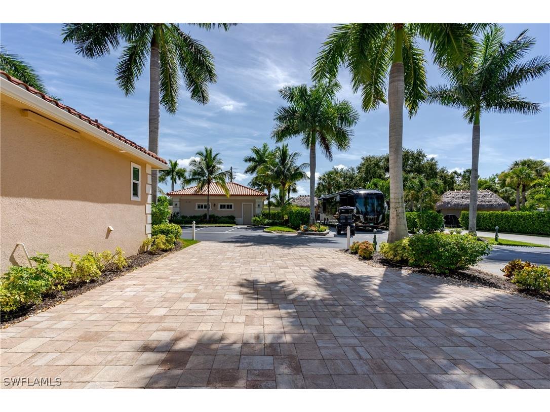 13596 Snook Circle Naples FL 34114 224048753 image38
