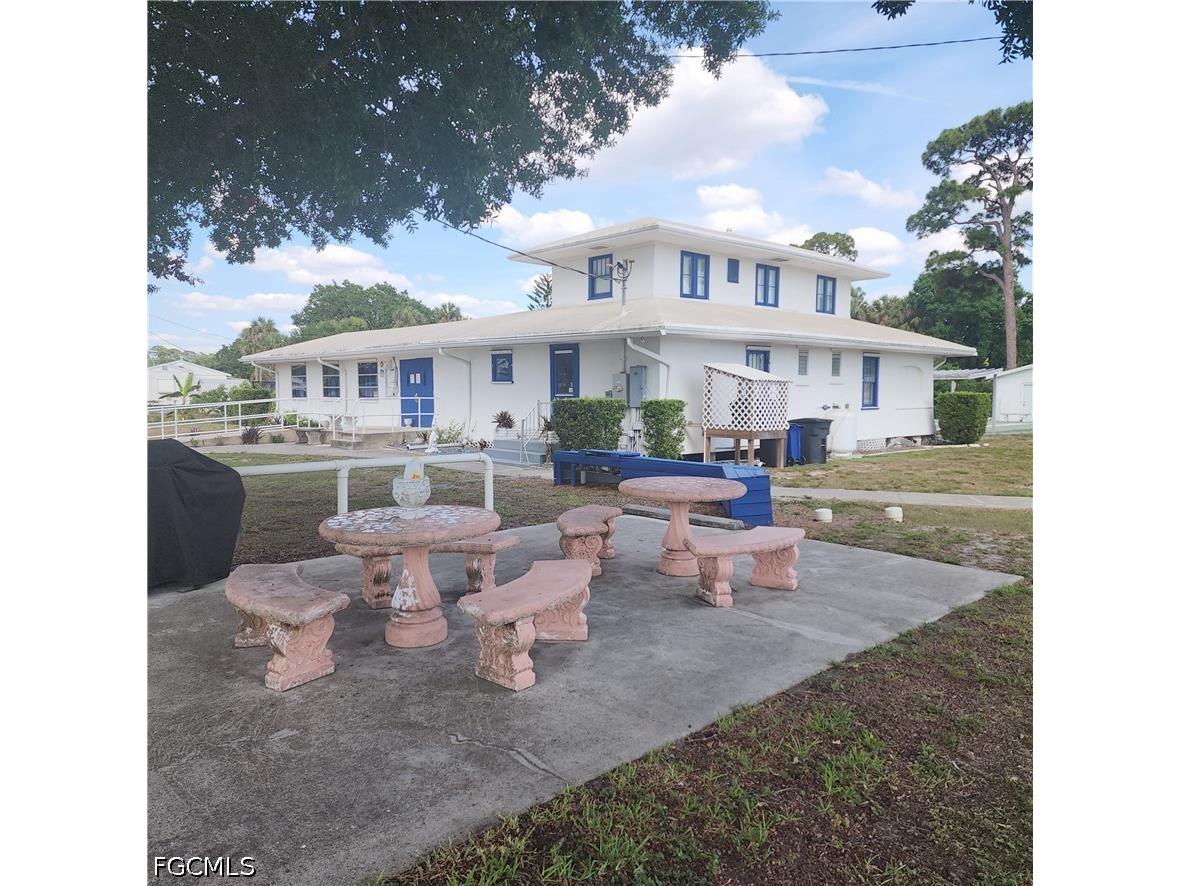 136 Amber Avenue North Fort Myers FL 33917 2026022638 image27