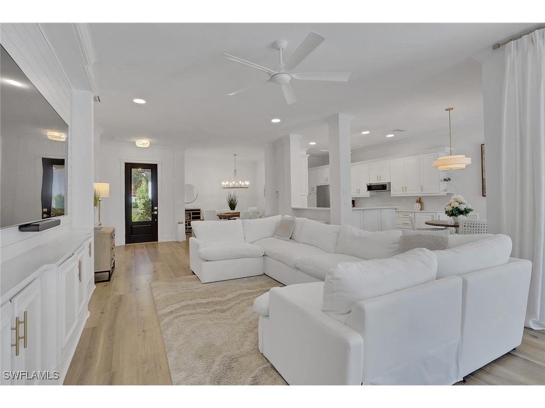 136 April Sound Drive Naples FL 34119 225085259 image3