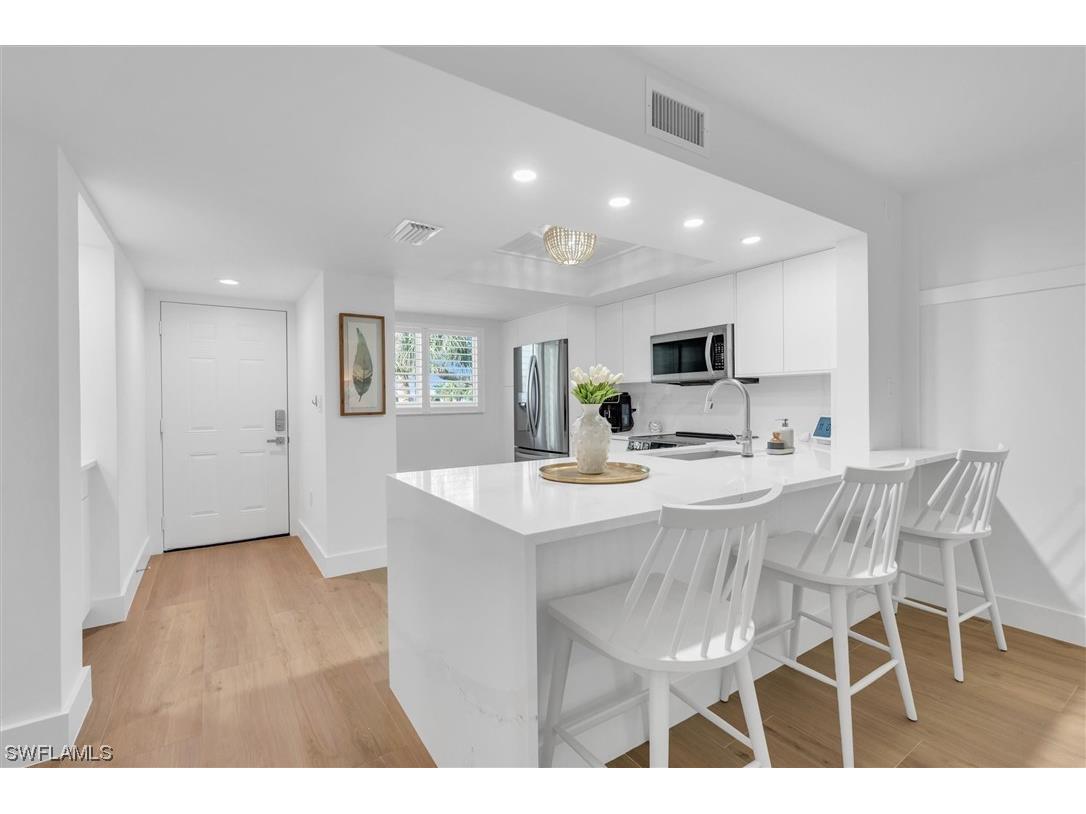 136 Cypress Way E #508 Naples FL 34110 223082991 image1