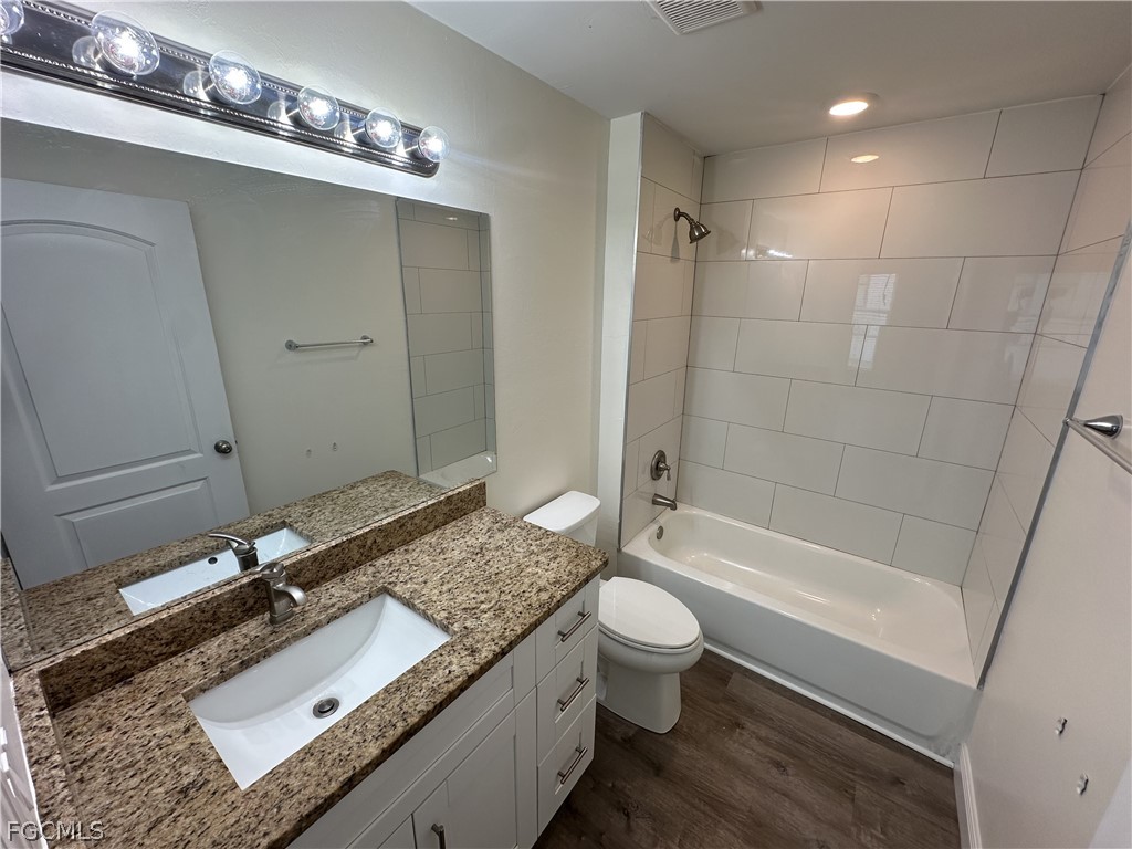 136 Francis Avenue Fort Myers FL 33916 2026007115 image5