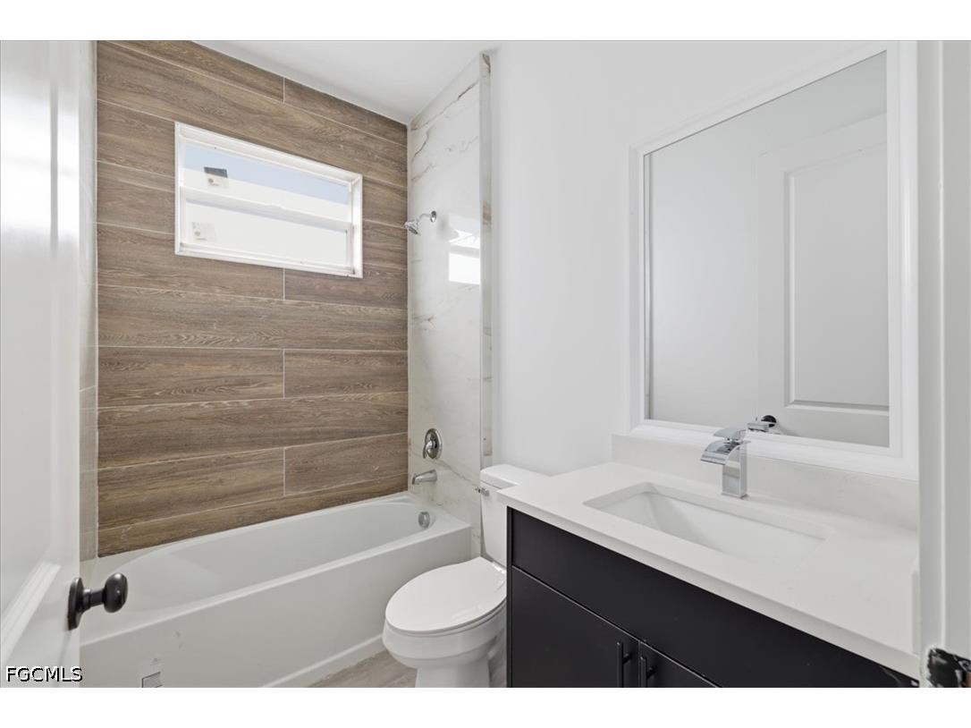 136 Lomas Road Rotonda West FL 33947 2026020435 image13