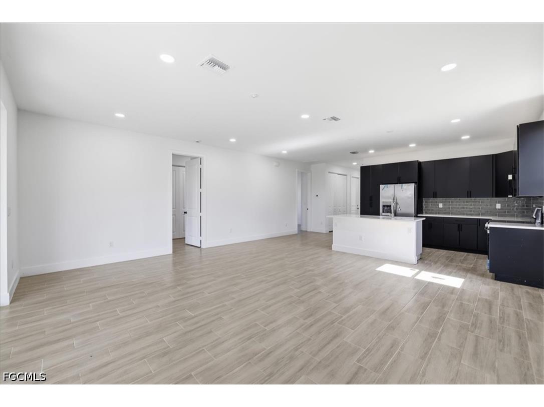 136 Lomas Road Rotonda West FL 33947 2026020435 image5