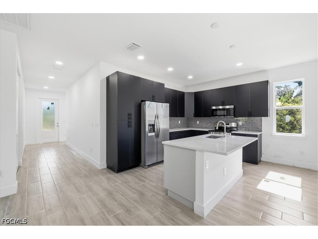 136 Lomas Road Rotonda West FL 33947 2026020435 image9