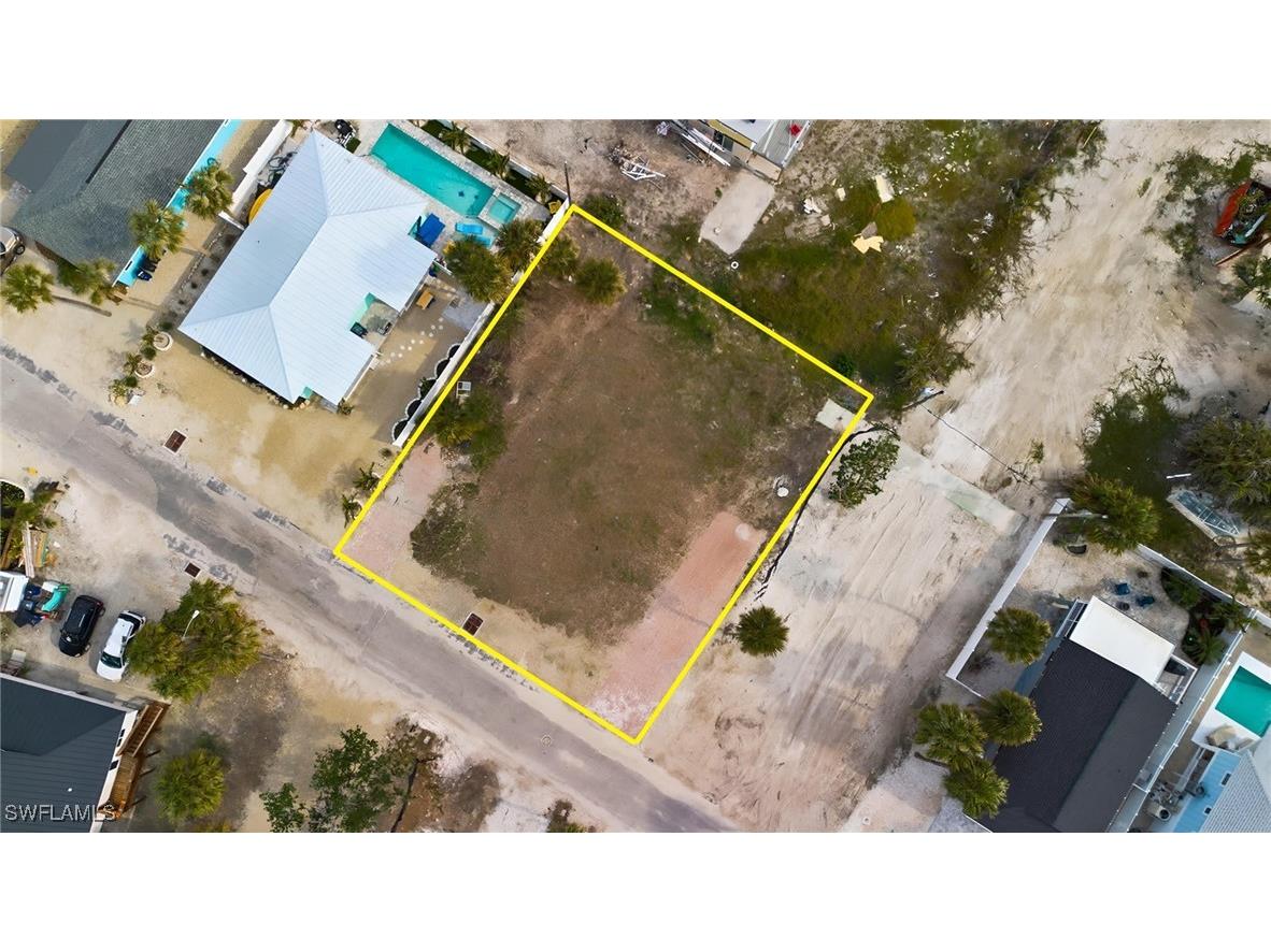 136 Madison Court Fort Myers Beach FL 33931 225061855 image12