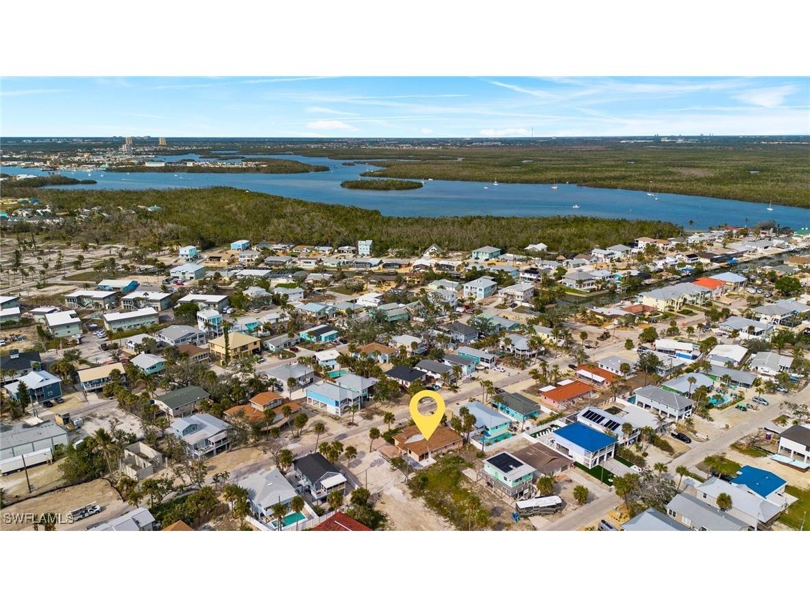 136 Madison Court Fort Myers Beach FL 33931 225061855 image9