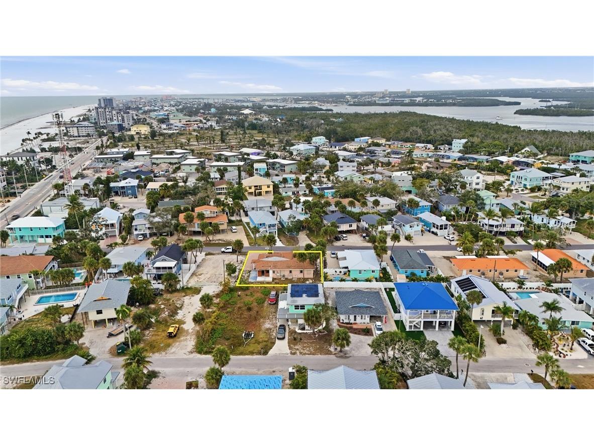 136 Madison Court Fort Myers Beach FL 33931 226001722 image12