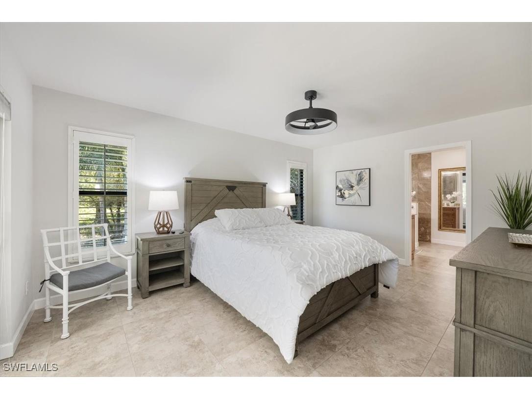 136 Old Tamiami Trail Naples FL 34110 225029771 image12