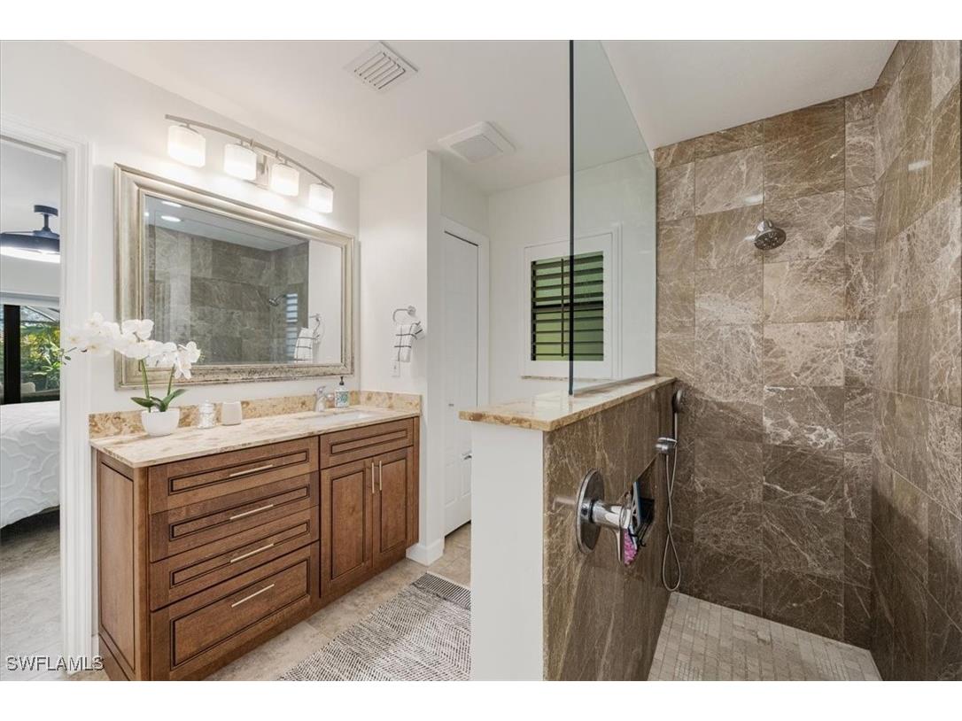 136 Old Tamiami Trail Naples FL 34110 225029771 image13