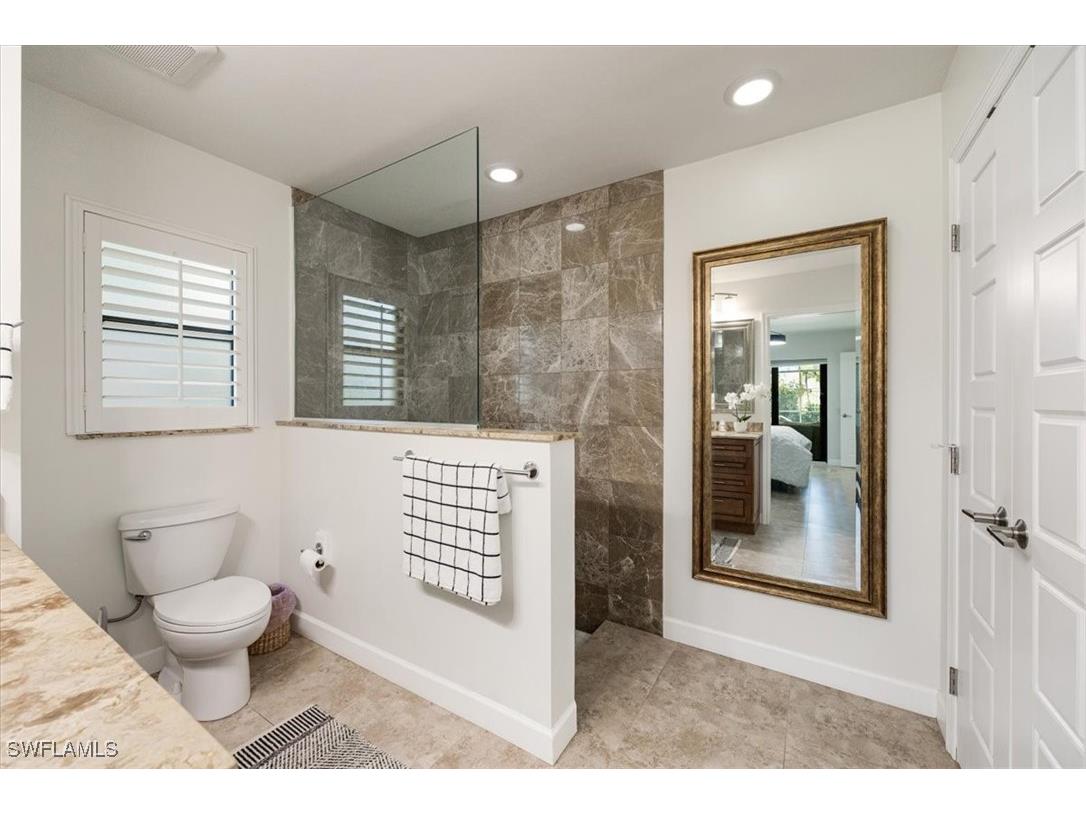 136 Old Tamiami Trail Naples FL 34110 225029771 image14